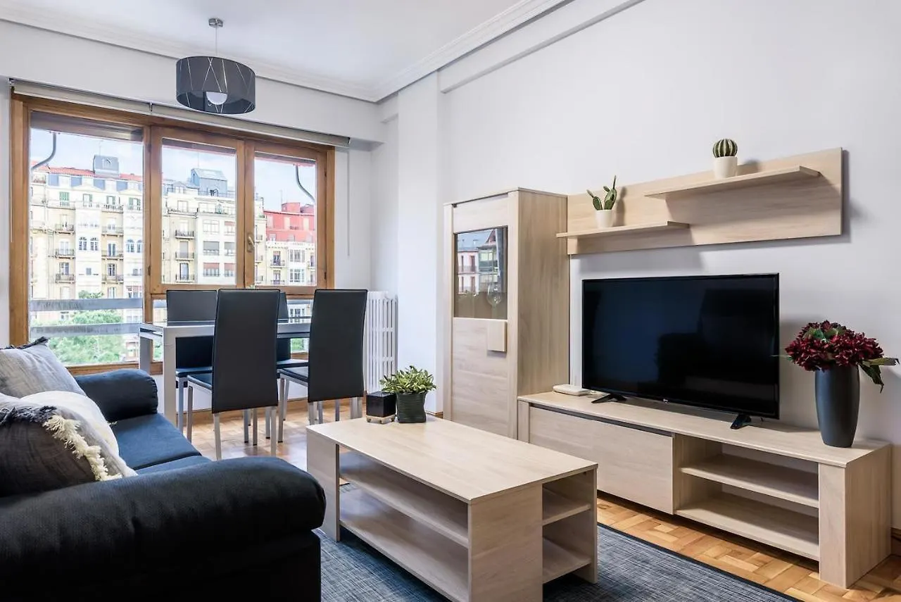Zurriola Surf Apartment San Sebastian Spain